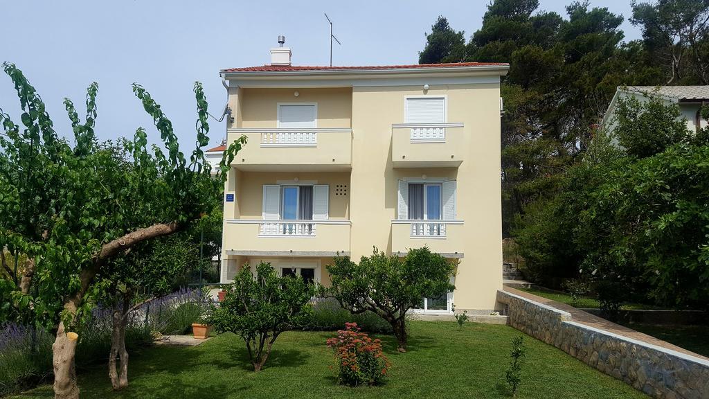 Apartment Branka Banjol Exterior foto